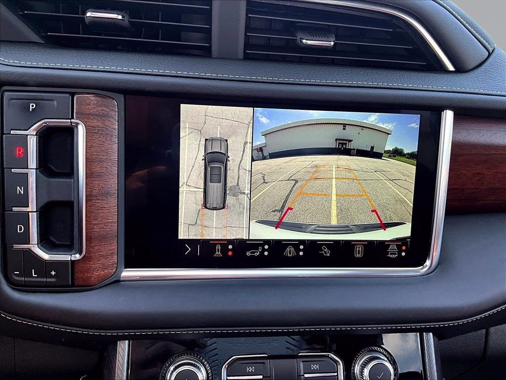 2024 White Frost Tricoat GMC Yukon Denali Ultimate 4X4 SUV