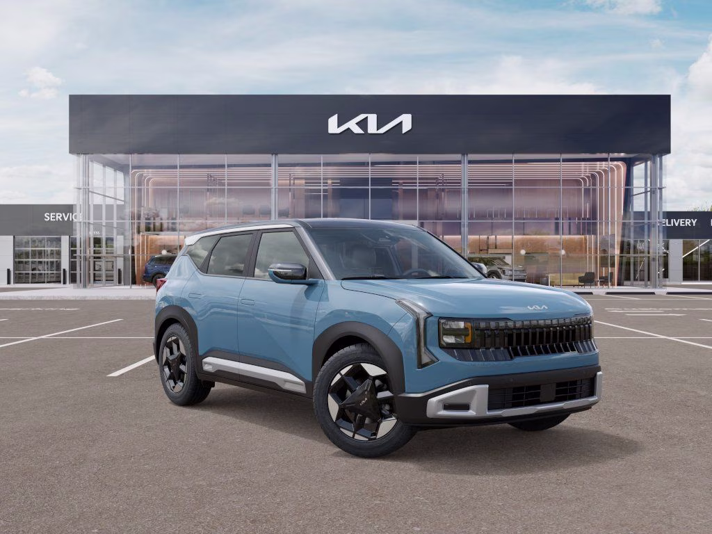 2027 Frost Blue Kia Seltos S FWD SUV