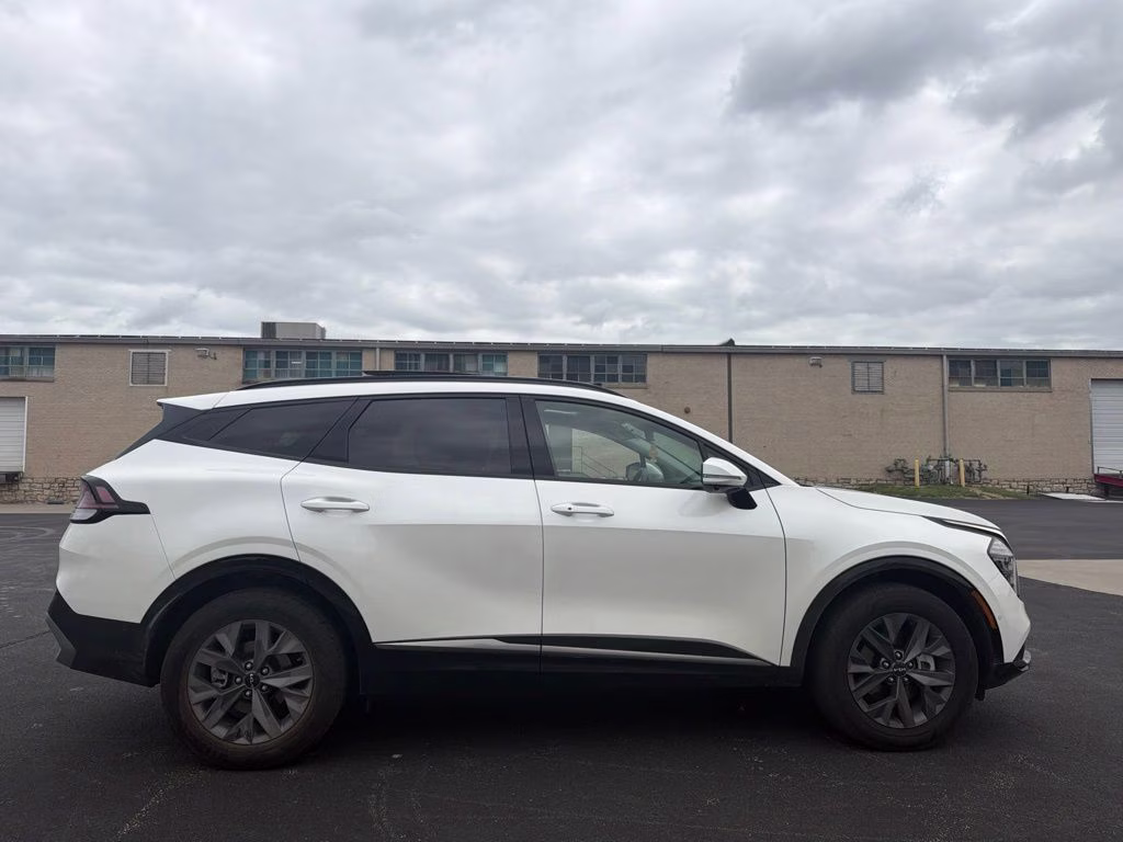 2025 Snow White Pearl Kia Sportage Hybrid SX-Prestige AWD SUV
