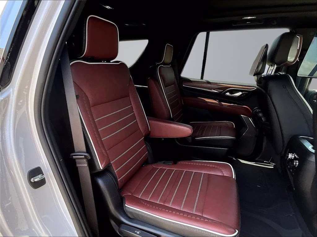 2024 White Frost Tricoat GMC Yukon Denali Ultimate 4X4 SUV