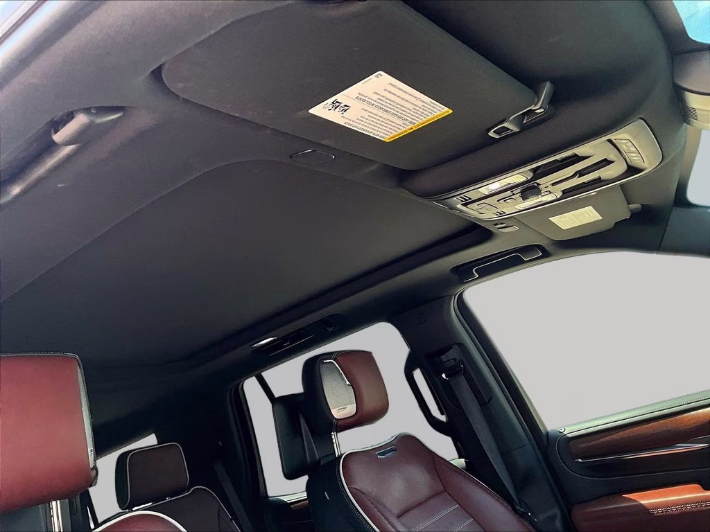 2024 White Frost Tricoat GMC Yukon Denali Ultimate 4X4 SUV