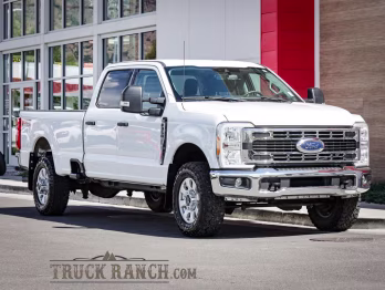 2023 Oxford White Ford Super Duty F-350 SRW XLT 4X4 Truck