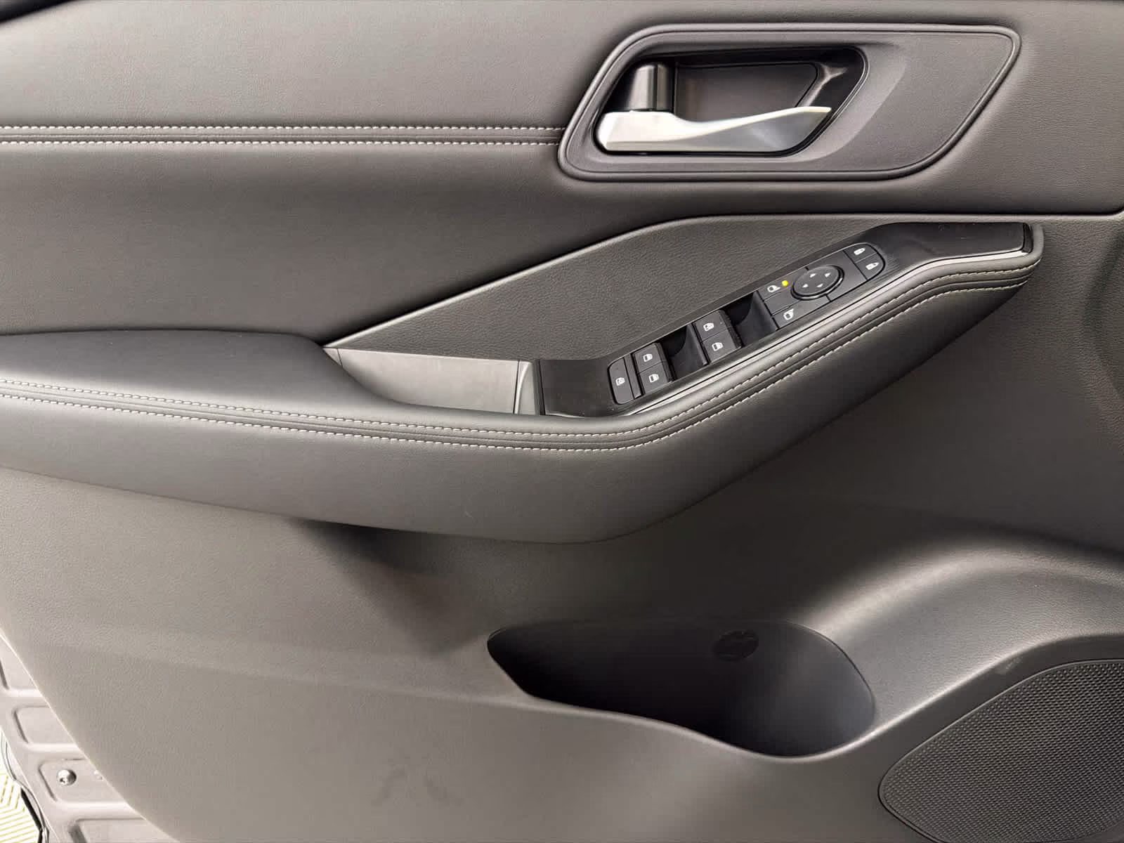 2026 Gun Metallic Nissan Rogue Dark Armor FWD SUV