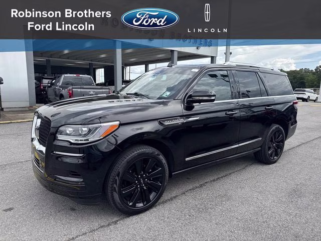 2024 Lincoln Navigator Reserve 4WD's photo