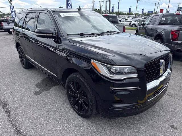 2024 Black Metallic Lincoln Navigator Reserve 4X4 SUV
