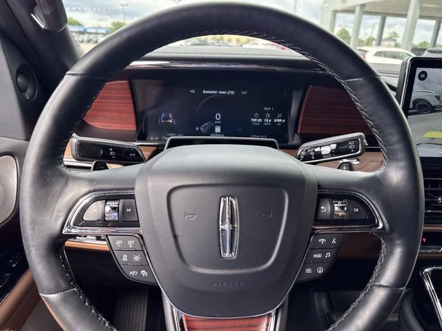 2024 Black Metallic Lincoln Navigator Reserve 4X4 SUV