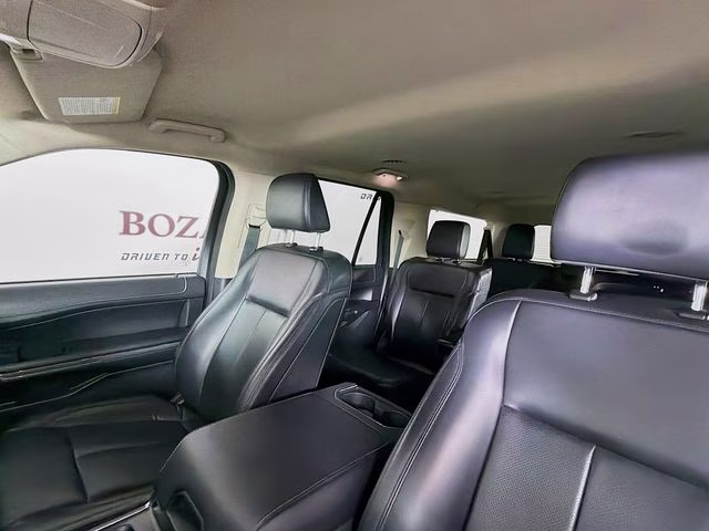 2022 Oxford White Ford Expedition Max XLT 4X4 SUV