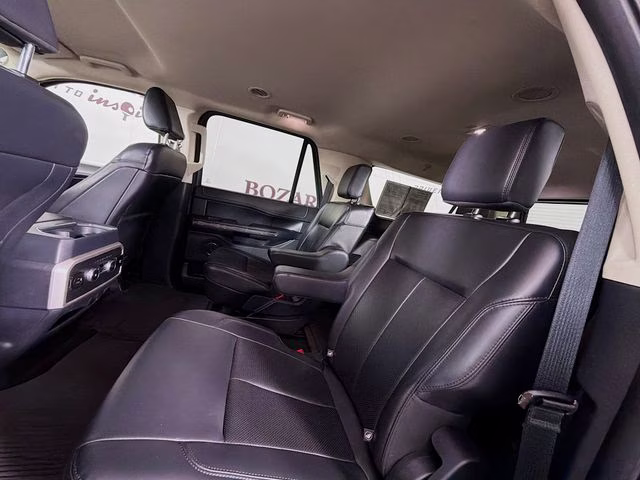 2022 Oxford White Ford Expedition Max XLT 4X4 SUV