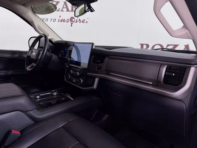 2022 Oxford White Ford Expedition Max XLT 4X4 SUV
