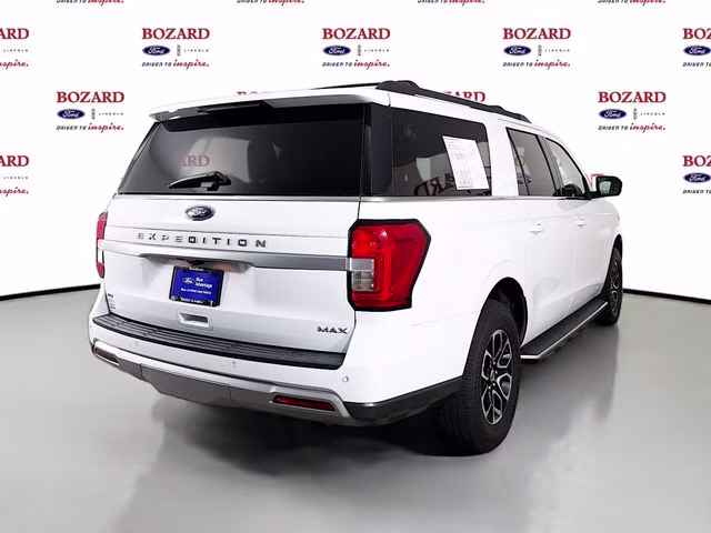 2022 Oxford White Ford Expedition Max XLT 4X4 SUV