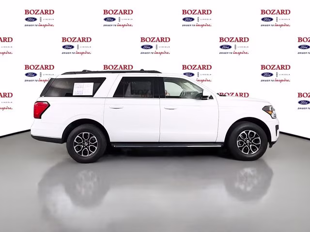 2022 Oxford White Ford Expedition Max XLT 4X4 SUV