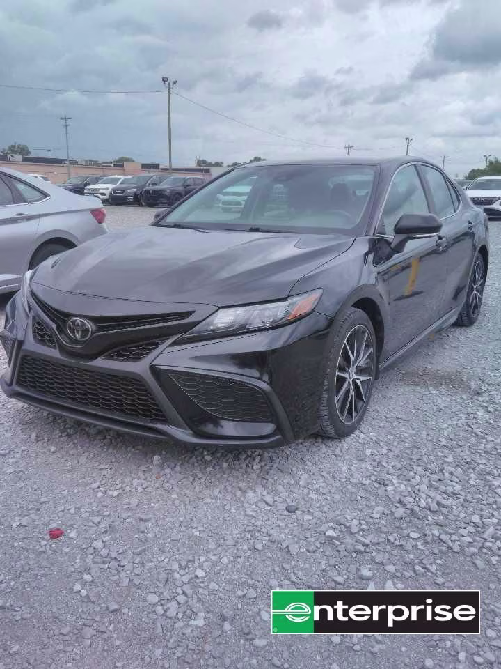 2024 Midnight Black Metallic Toyota Camry SE FWD Sedan