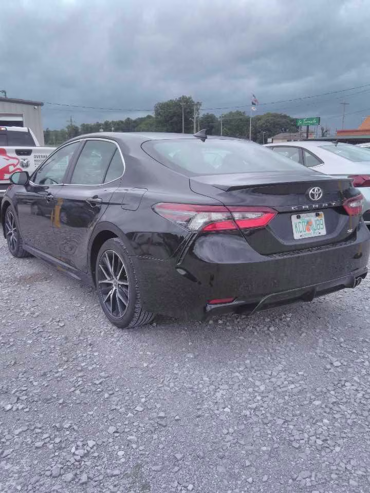 2024 Midnight Black Metallic Toyota Camry SE FWD Sedan