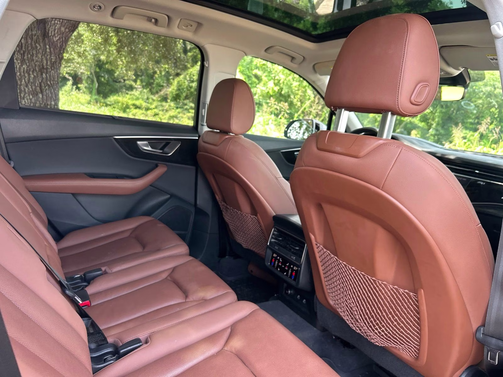 2023 White Audi Q7 AWD SUV