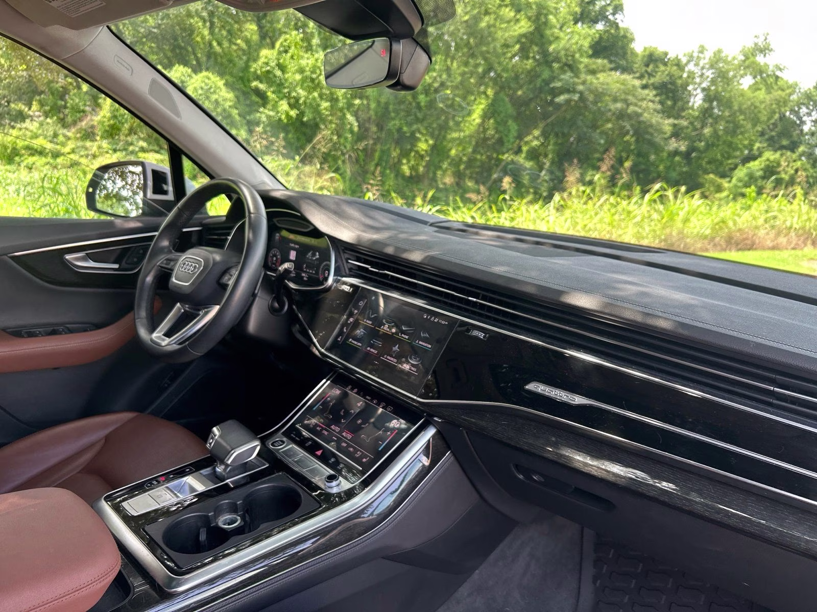 2023 White Audi Q7 AWD SUV