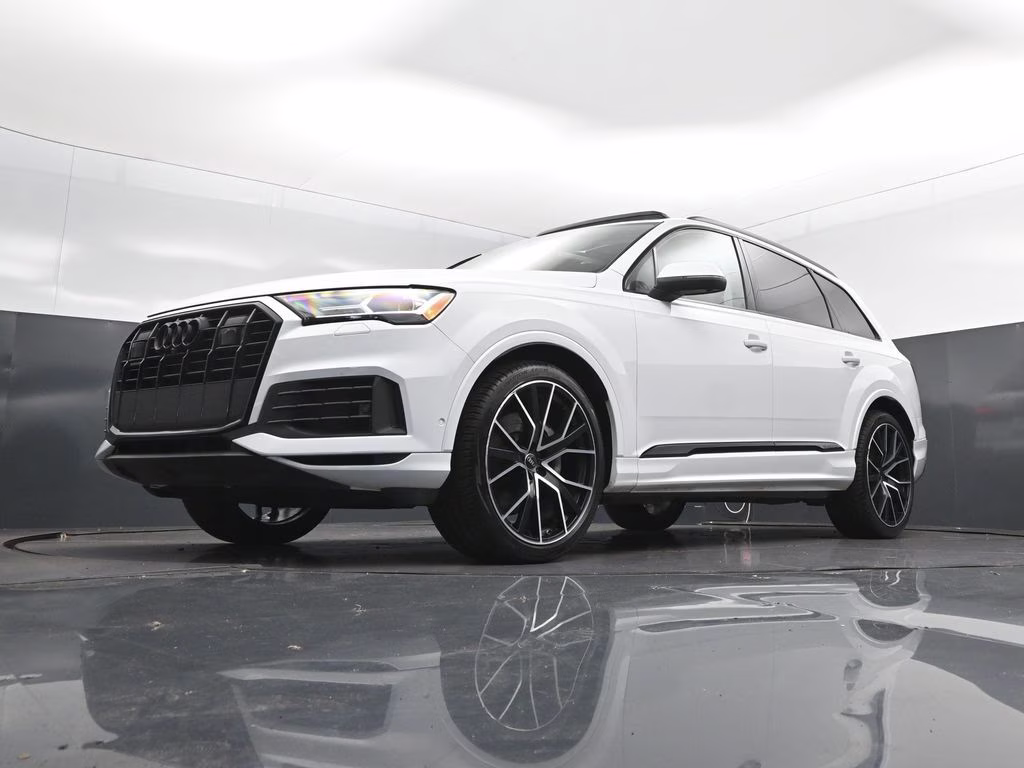 2023 White Audi Q7 AWD SUV