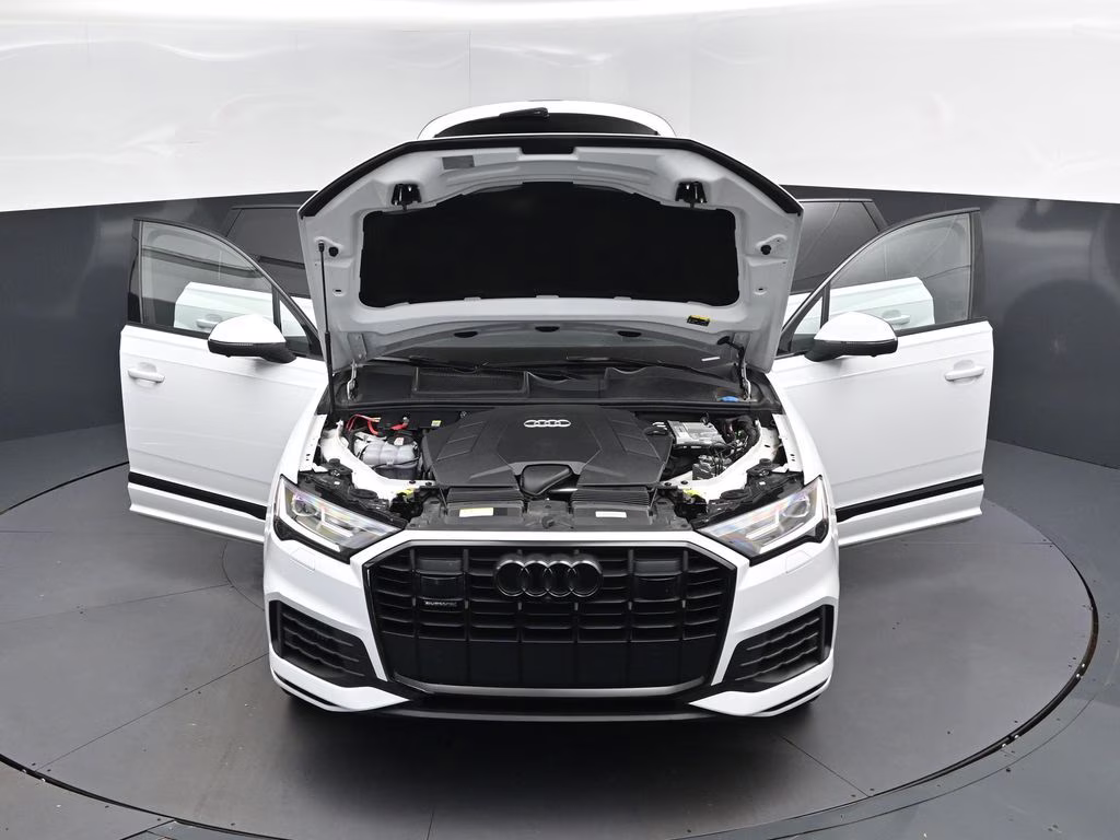 2023 White Audi Q7 AWD SUV