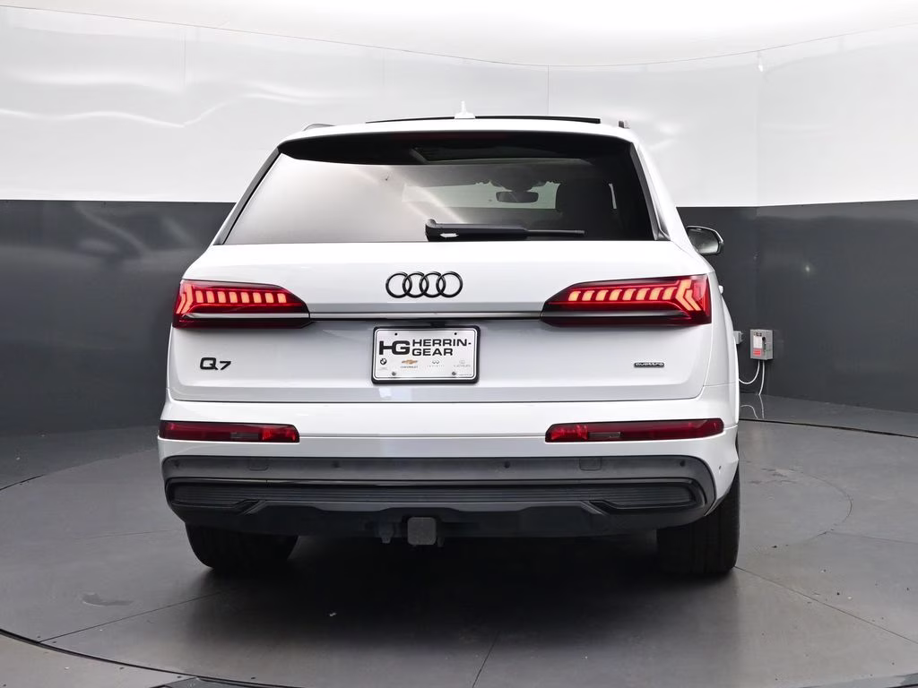 2023 White Audi Q7 AWD SUV