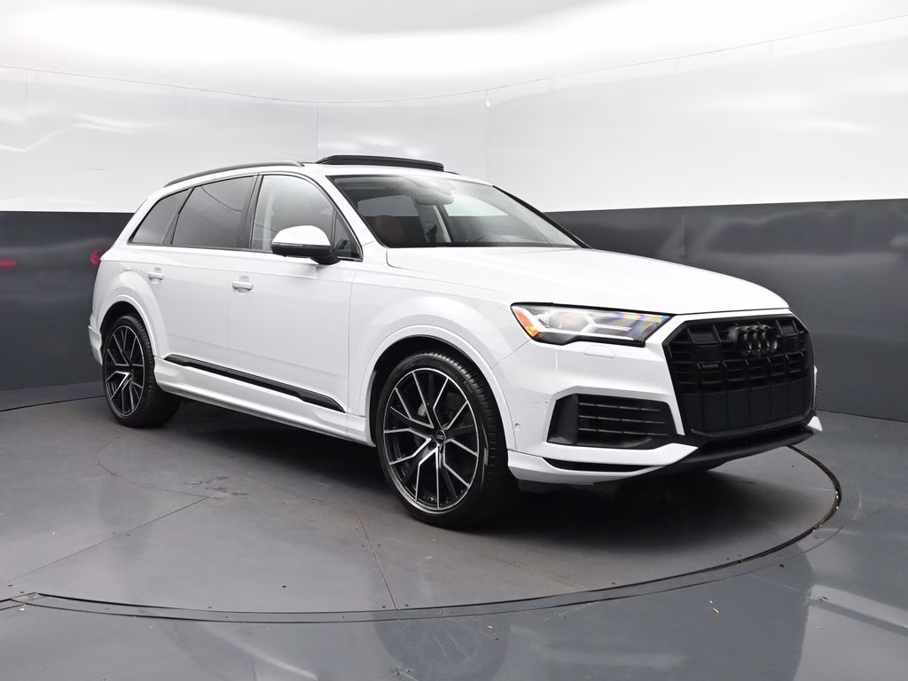 2023 White Audi Q7 AWD SUV