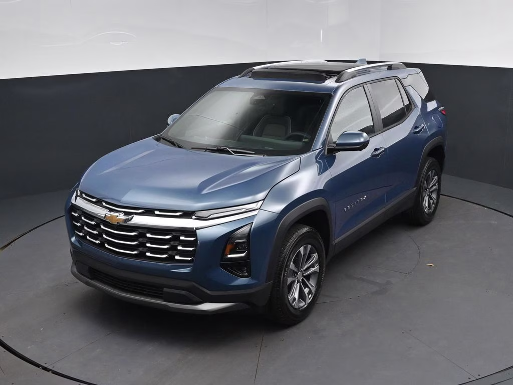2027 Lakeshore Blue Chevrolet Equinox LT FWD SUV
