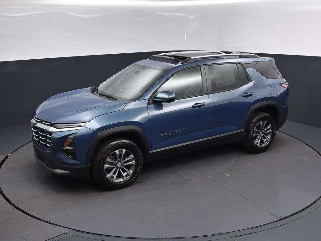 2027 Lakeshore Blue Chevrolet Equinox LT FWD SUV
