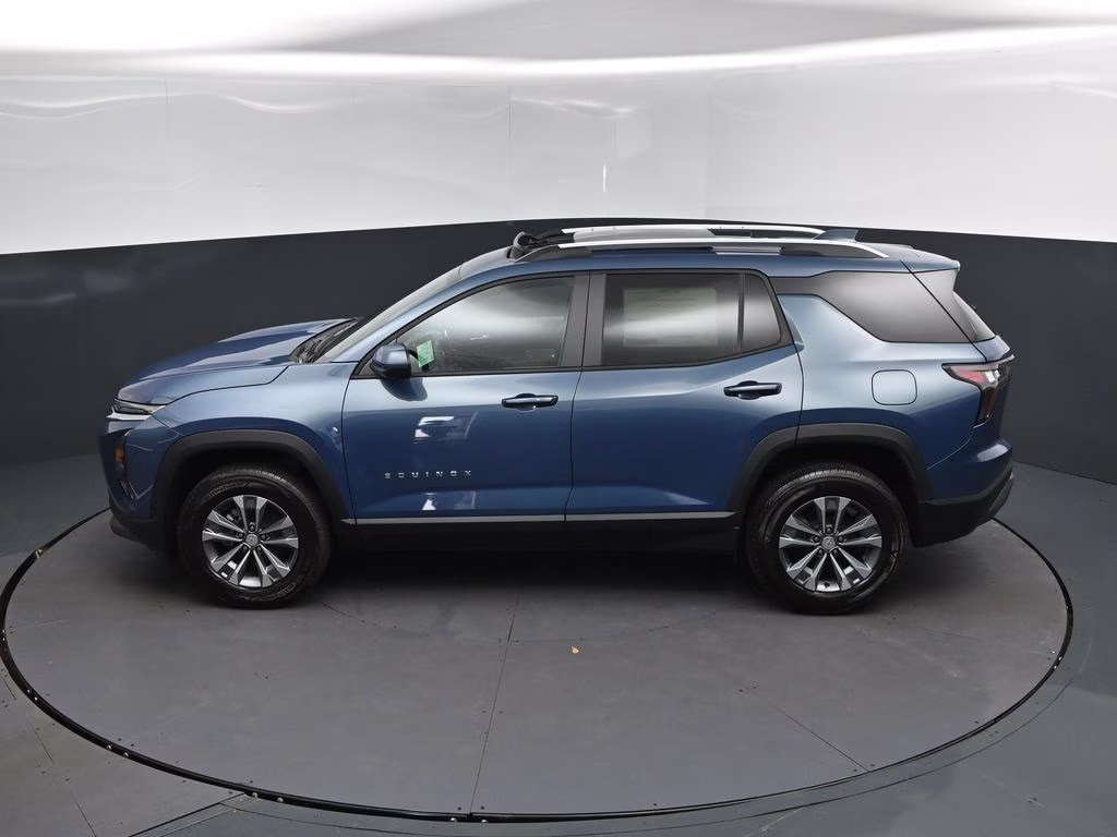 2027 Lakeshore Blue Chevrolet Equinox LT FWD SUV