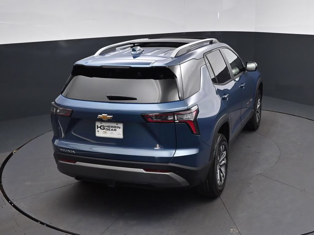 2027 Lakeshore Blue Chevrolet Equinox LT FWD SUV