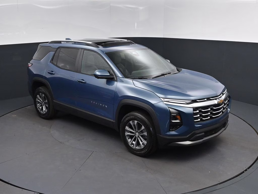 2027 Lakeshore Blue Chevrolet Equinox LT FWD SUV