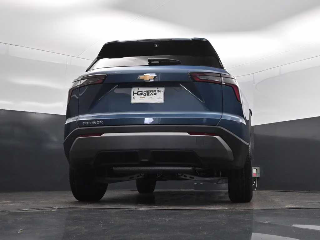 2027 Lakeshore Blue Chevrolet Equinox LT FWD SUV