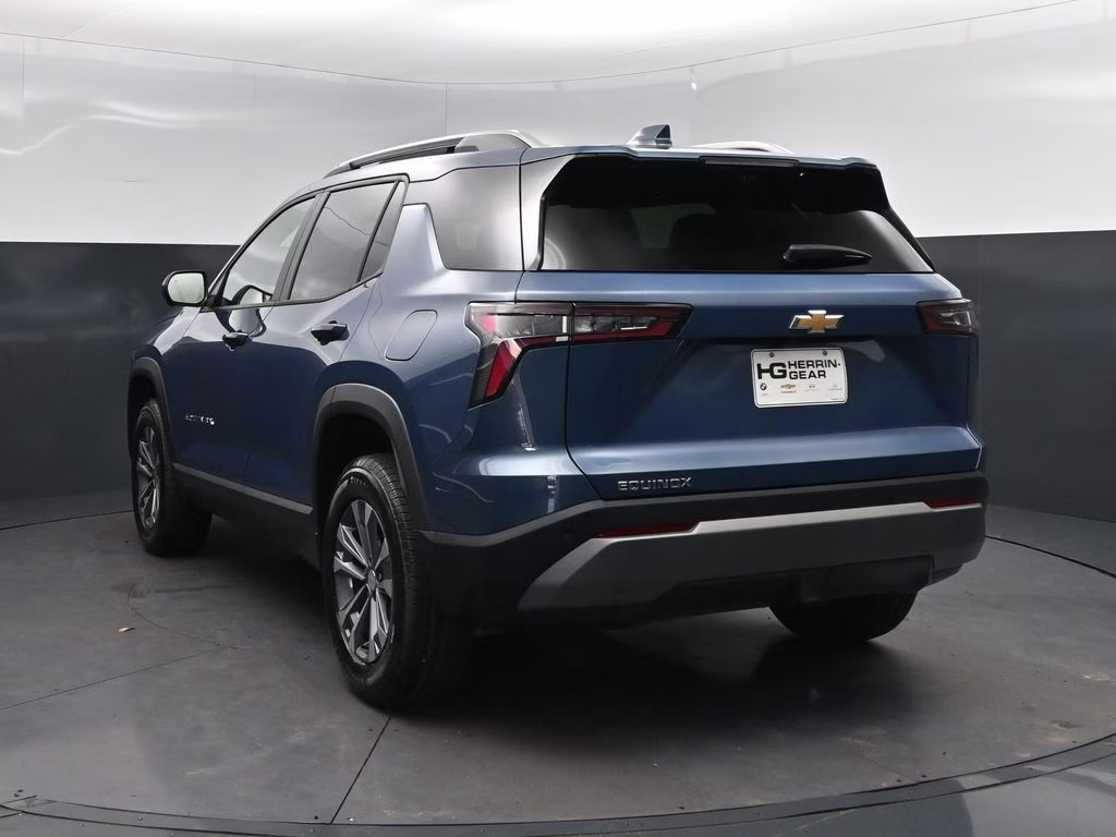 2027 Lakeshore Blue Chevrolet Equinox LT FWD SUV