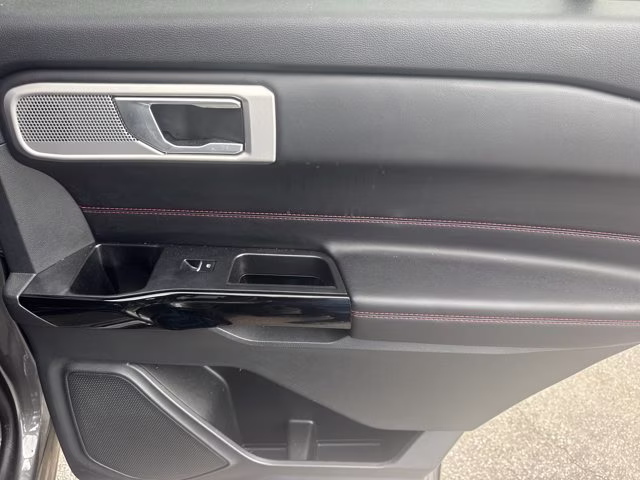 2023 Gray Metallic Ford Explorer ST-Line RWD SUV