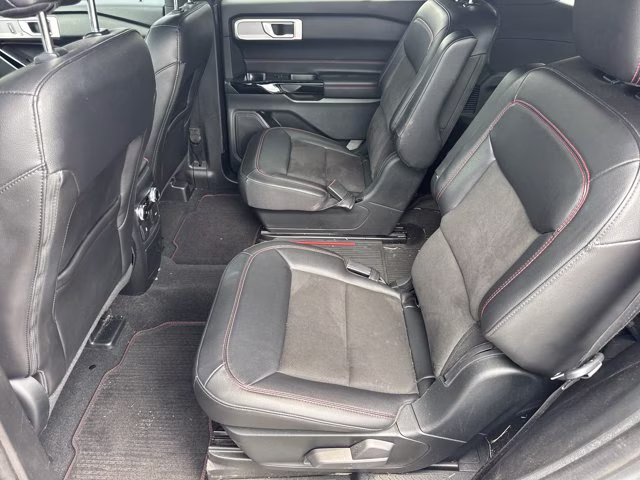 2023 Gray Metallic Ford Explorer ST-Line RWD SUV
