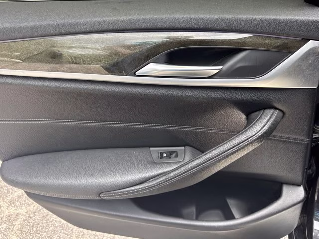 2019 Black Sapphire Metallic BMW 3 Series 330i xDrive AWD Sedan