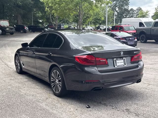 2019 Black Sapphire Metallic BMW 3 Series 330i xDrive AWD Sedan