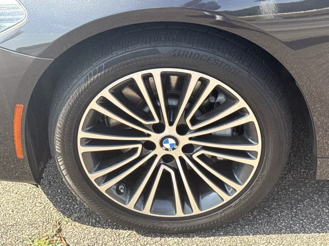 2019 Dark Graphite Metallic BMW 5 Series 540i RWD Sedan