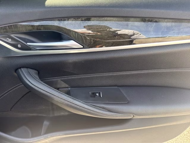 2019 Dark Graphite Metallic BMW 5 Series 540i RWD Sedan