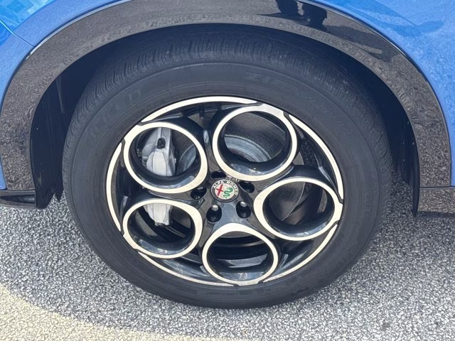 2024 Misano Blue Metallic Alfa Romeo Tonale Ti AWD SUV