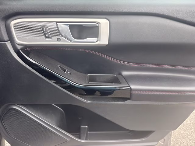 2023 Gray Metallic Ford Explorer ST-Line RWD SUV