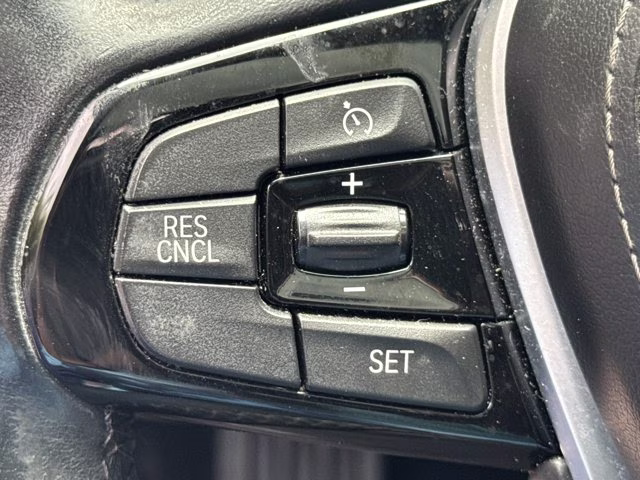2019 Black Sapphire Metallic BMW 3 Series 330i xDrive AWD Sedan