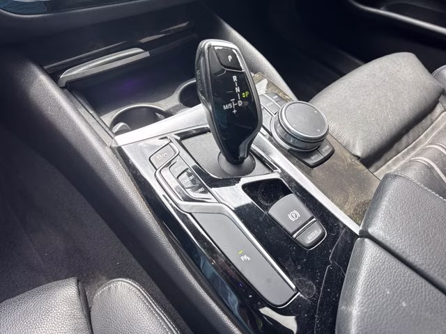 2019 Black Sapphire Metallic BMW 3 Series 330i xDrive AWD Sedan