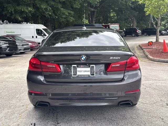 2019 Black Sapphire Metallic BMW 3 Series 330i xDrive AWD Sedan