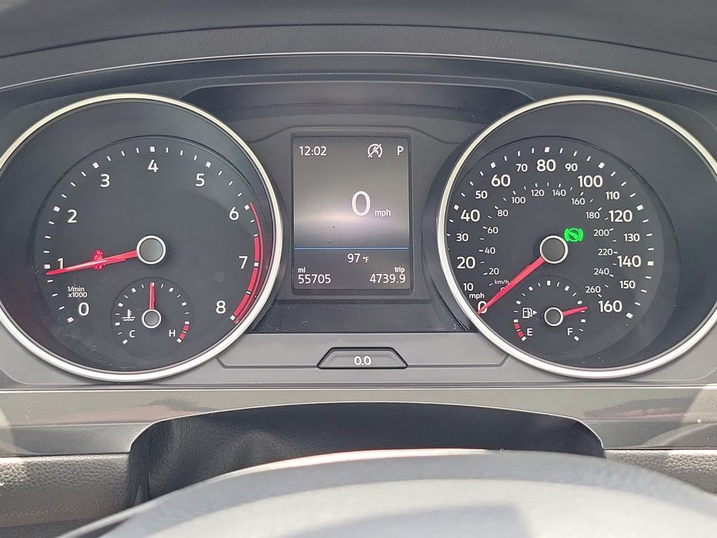2019 Platinum Gray Metallic Volkswagen Tiguan SE AWD SUV