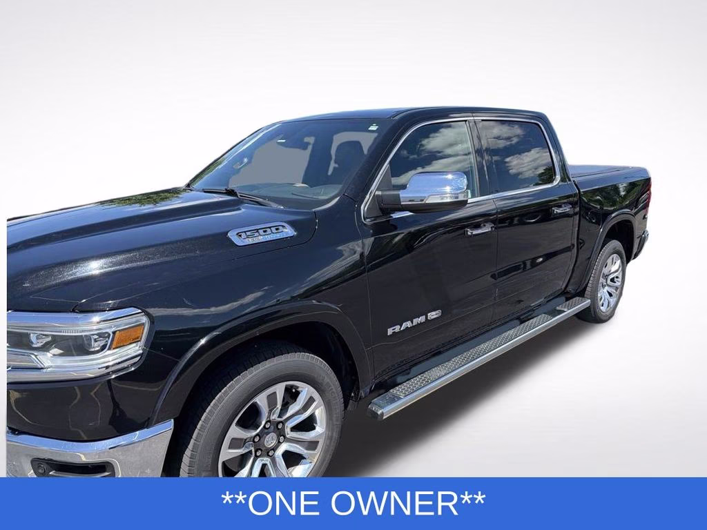 2021 Diamond Black Crystal Pearlcoat Ram 1500 Limited 4X4 Truck