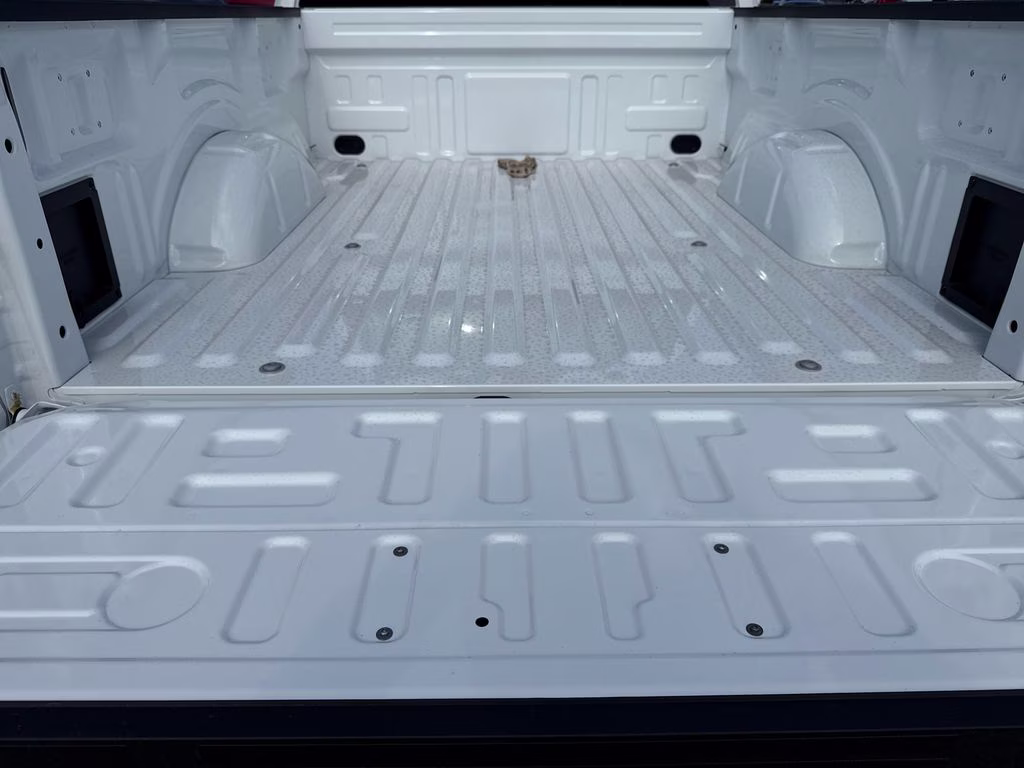 2026 Oxford White Ford F-150 XL 4X4 Truck