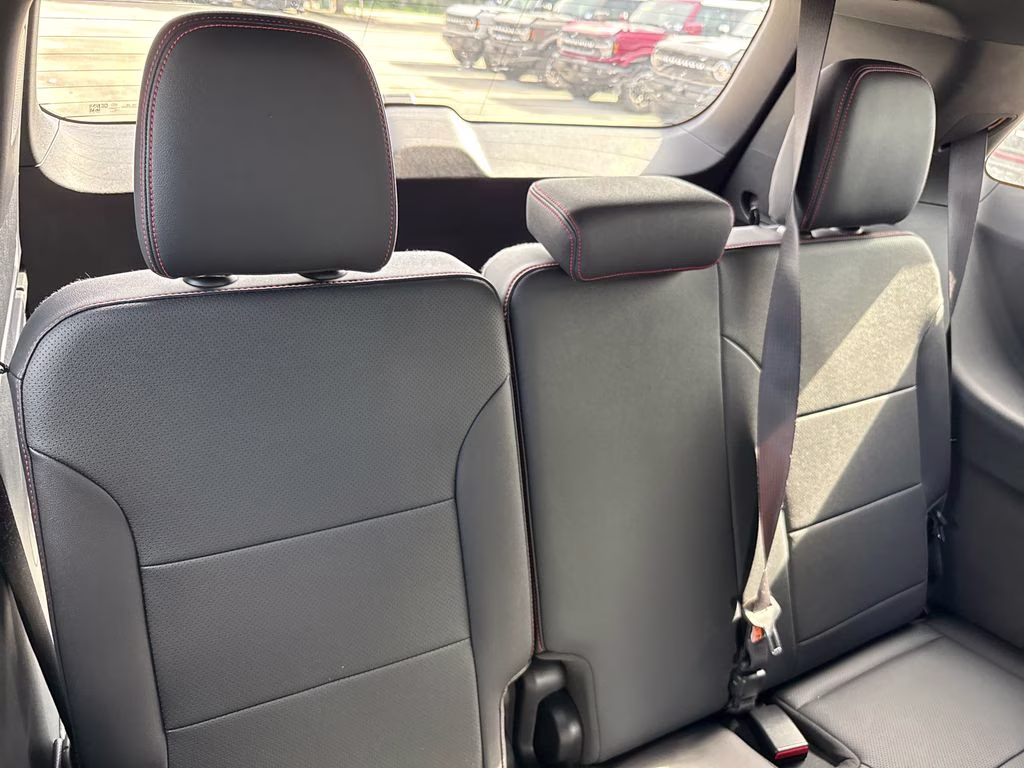 2024 Radiant Red Tintcoat Chevrolet Traverse Z71 AWD SUV
