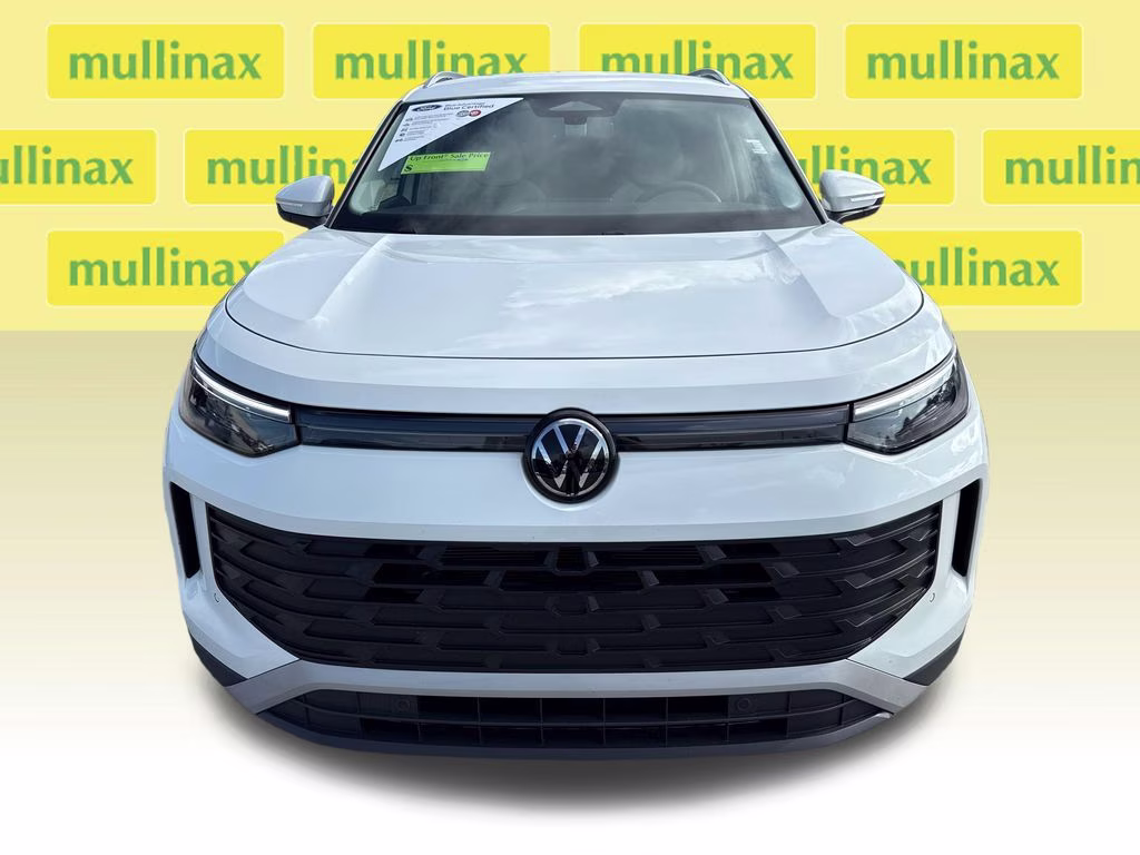 2025 Pure White Volkswagen Tiguan 2.0T SE FWD SUV