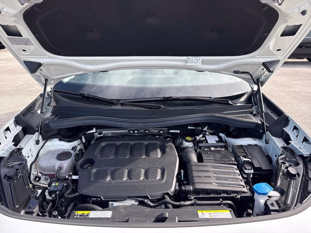 2025 Pure White Volkswagen Tiguan 2.0T SE FWD SUV