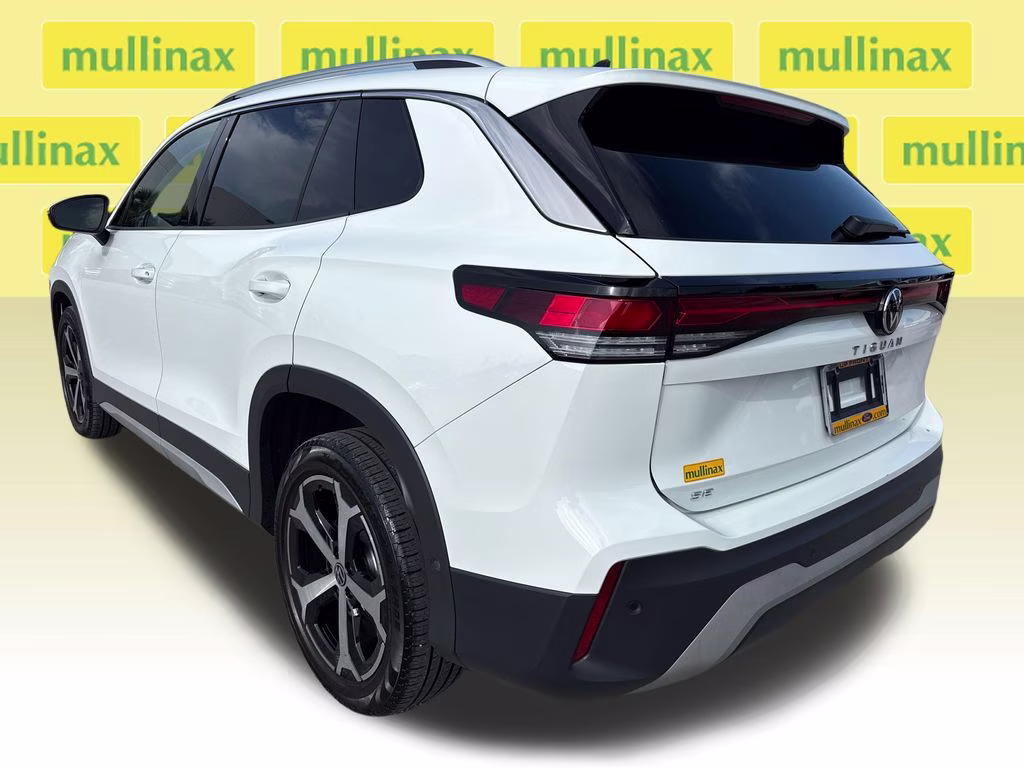 2025 Pure White Volkswagen Tiguan 2.0T SE FWD SUV