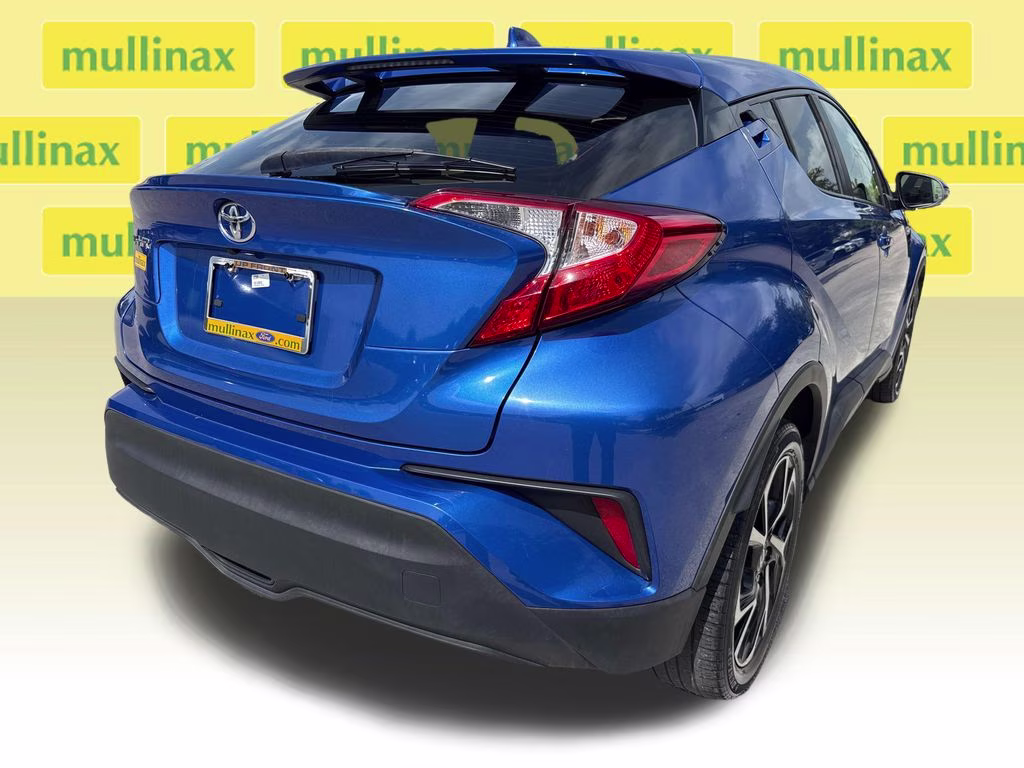 2020 Blue Eclipse Metallic Toyota C-HR XLE FWD SUV