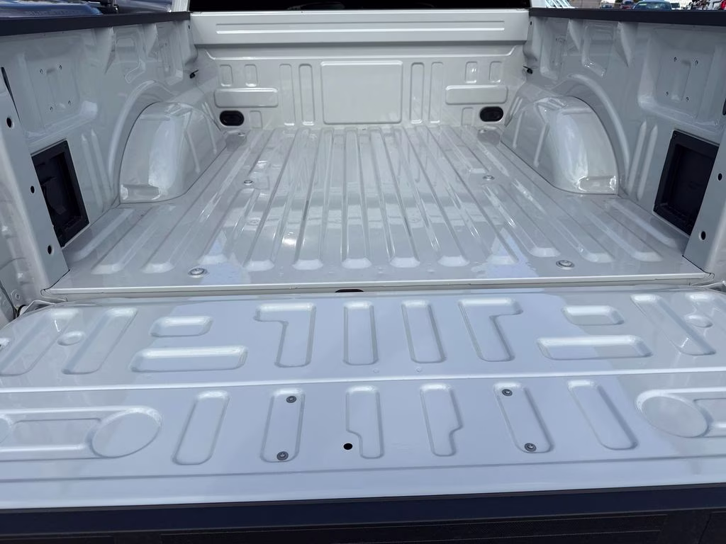 2026 Avalanche Ford F-150 XLT 4X4 Truck